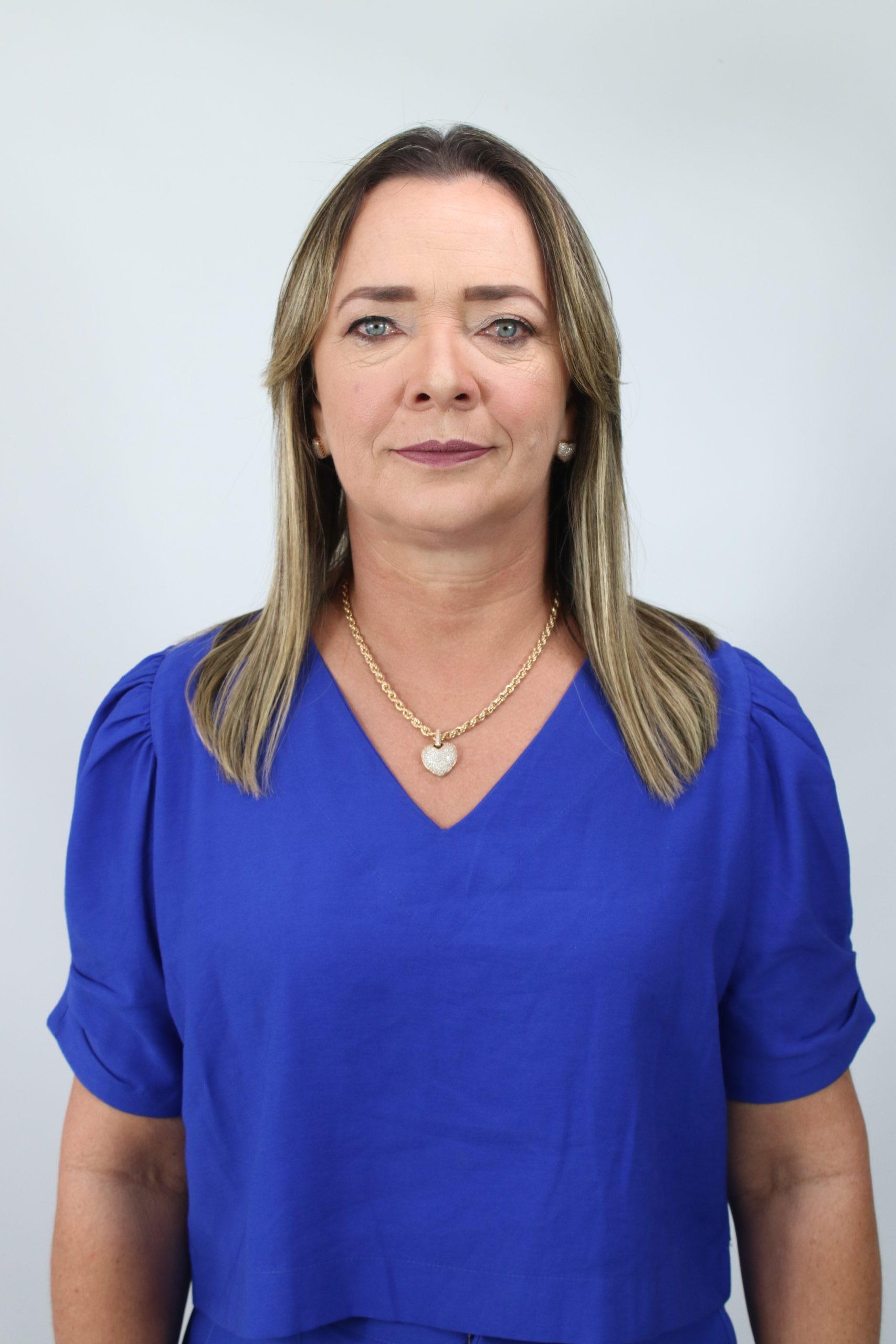 MARIZELIA COSTA DE FARIAS
